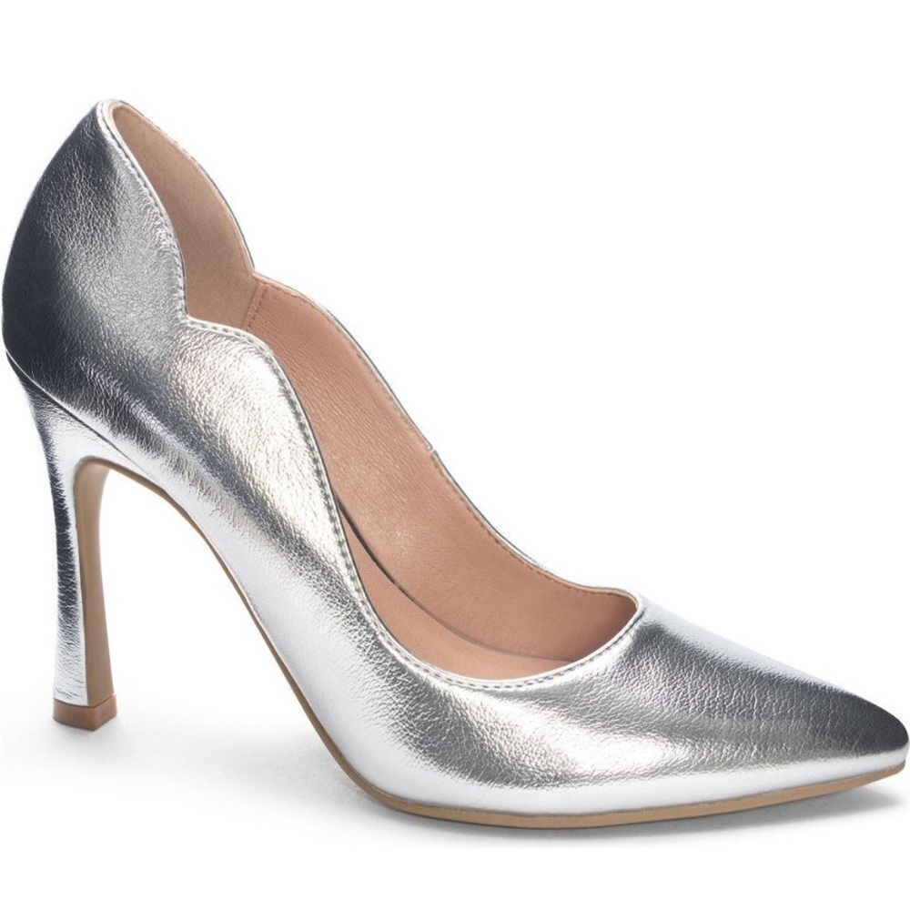 NEW Chinese Laundry Metallic Silver Heels